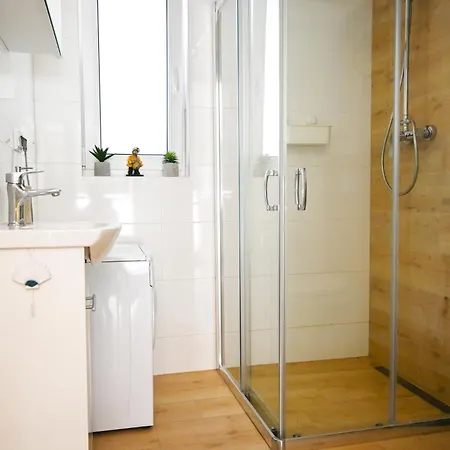 Apartamento Komfortowy Dwupoziomowy W Cichej Okolicy