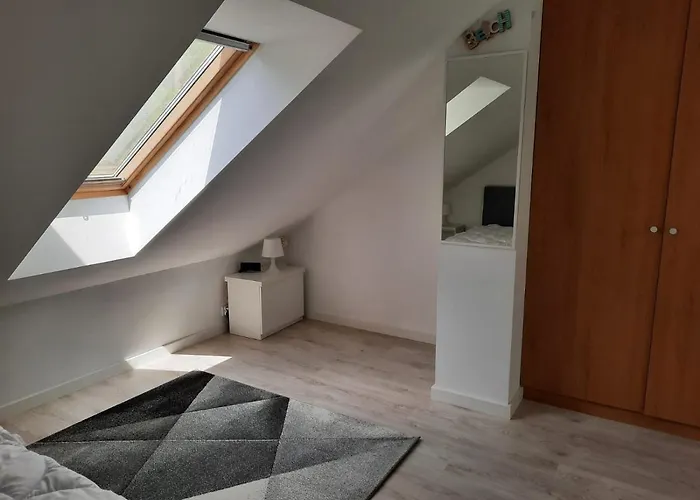 Komfortowy Dwupoziomowy W Cichej Okolicy Pobierowo