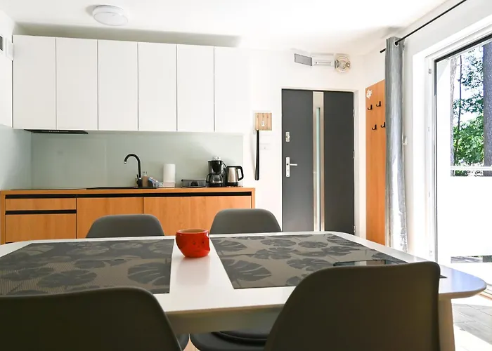 Komfortowy Dwupoziomowy W Cichej Okolicy